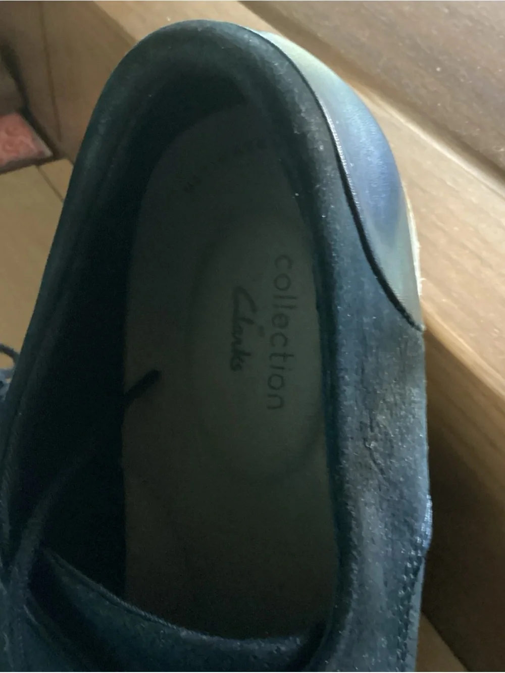 Clarks 9.5 M  Black Lace-Up Platform Casual Shoes with White Sole